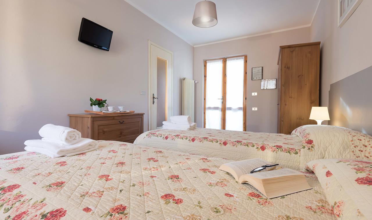 Foresteria Valdese Hotell Torre Pellice Exteriör bild