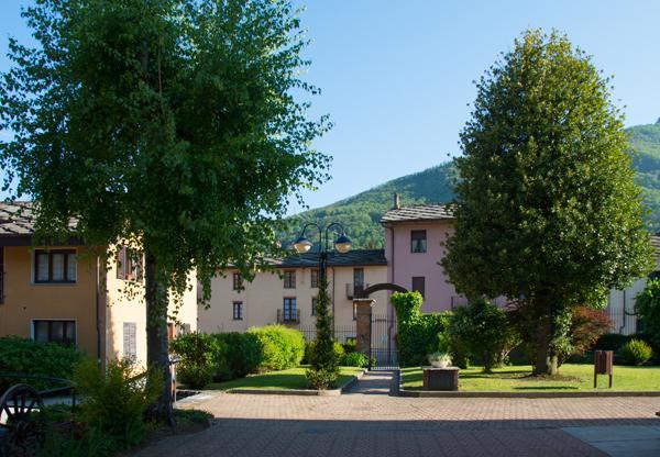 Foresteria Valdese Hotell Torre Pellice Exteriör bild